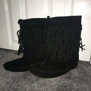 Minnetonka Fringe Boots